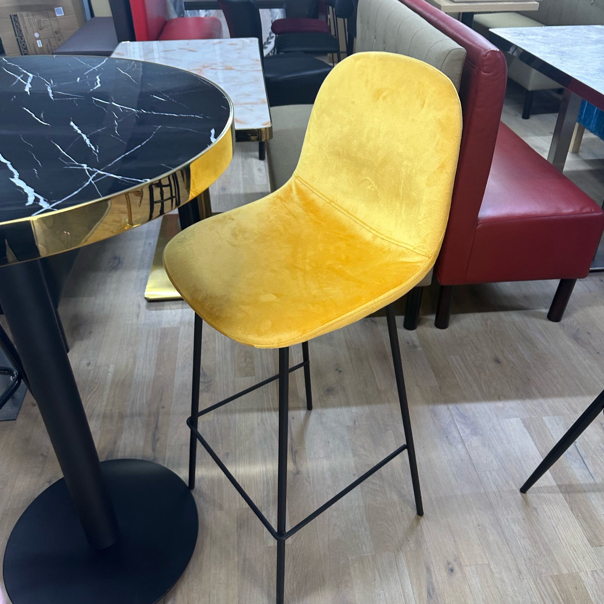 TABOURET SCANDINAVE