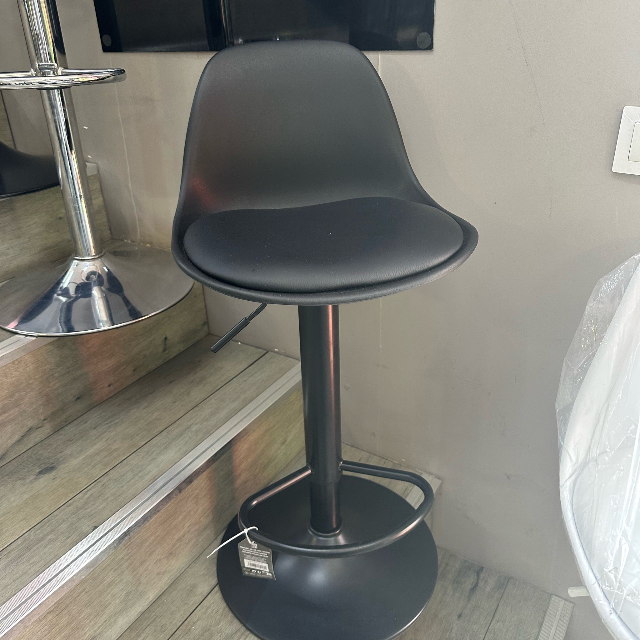 TABOURET REGLABLE