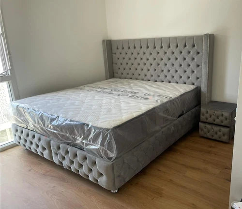 GREY STUDDED STORAGE BED - Tufted velvet