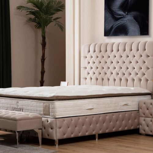 Lit Coffre Cloute Beige - Velours capitonné